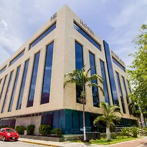 Hotel El Espanol Paseo De Montejo ****